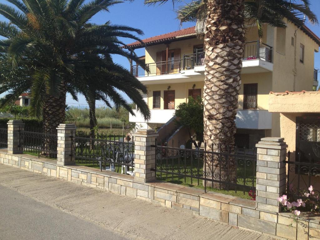 Villa Maria Polychrono Exterior photo